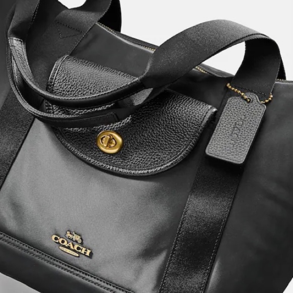 Coach Cargo Tote With Vintage Rose Print Interior - Picture 6 of 6